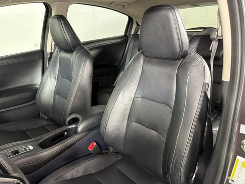 Used 2019 Honda HR-V EX-L image 12