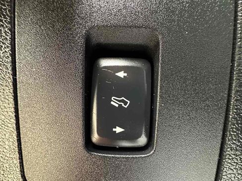 Used 2018 Ford F150 Raptor w/ Equipment Group 802A Luxury AWD/4WD image 13