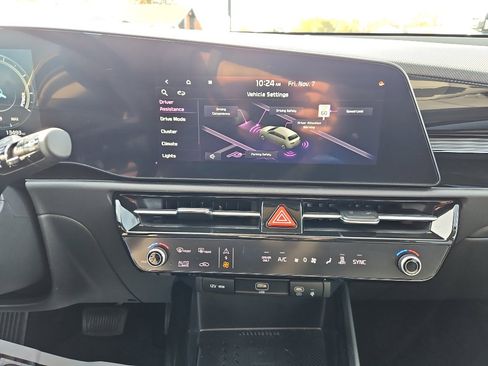 Used 2023 Kia Niro Wind w/ Wind Preserve Package image 13