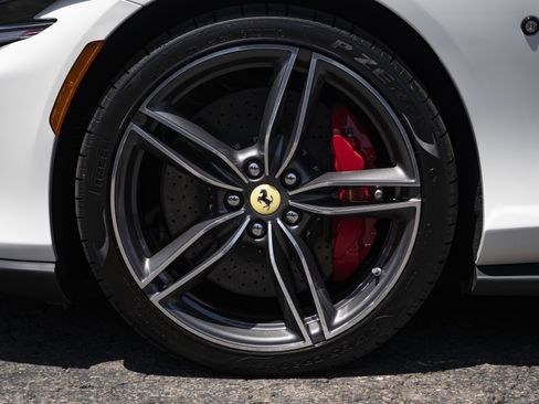 Used 2026 Ferrari Roma Spider RWD image 20
