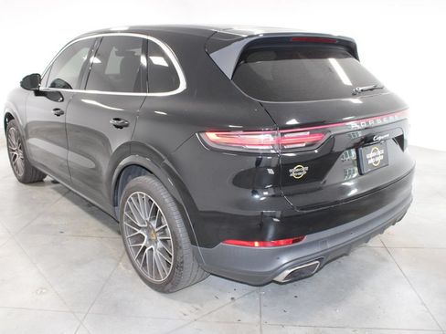 Used 2019 Porsche Cayenne AWD/4WD image 7