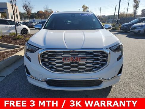 Used 2020 GMC Terrain Denali w/ Denali Premium Package image 2