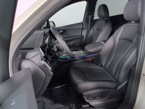 Certified 2025 Audi Q7 2.0T Premium Plus w/ Premium Plus Package image 19