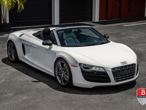 Used 2011 Audi R8 V10 AWD/4WD image 6