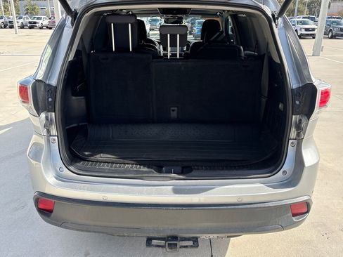 Used 2015 Toyota Highlander Limited image 33