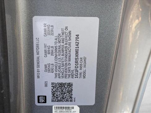 Used 2021 Chevrolet Camaro LT image 23