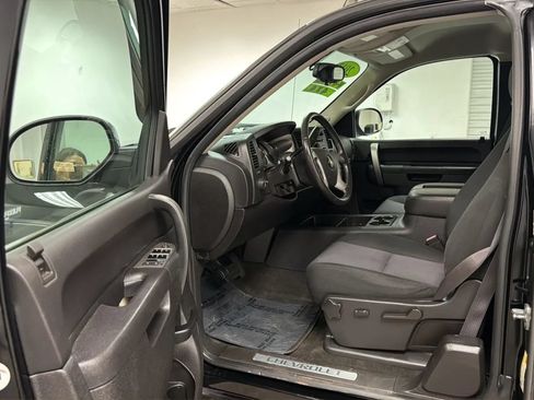 Used 2013 Chevrolet Silverado 1500 LT w/ All-Star Edition AWD/4WD image 19