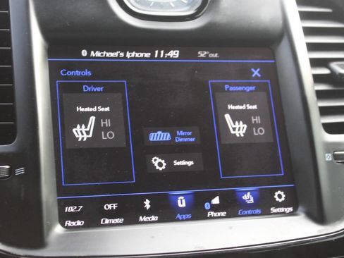 Used 2019 Chrysler 300 S RWD image 21