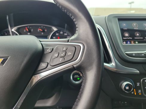 Used 2022 Chevrolet Equinox LT image 23