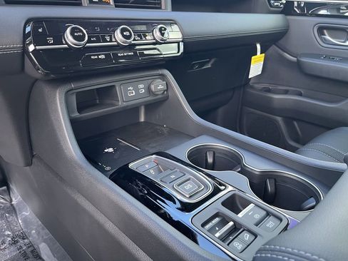 New 2025 Honda Pilot EX-L image 19