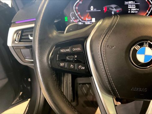 Used 2023 BMW 530i w/ Convenience Package RWD image 22