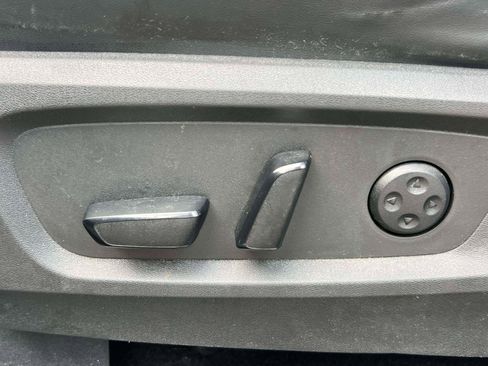 Used 2023 INFINITI QX60 Pure AWD/4WD image 18