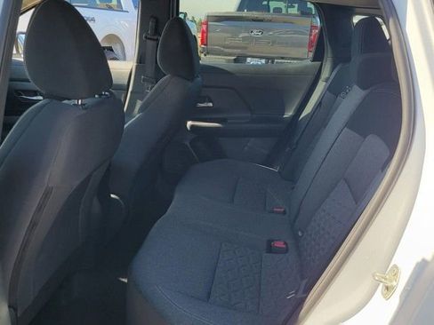 Used 2025 Nissan Kicks SV image 6