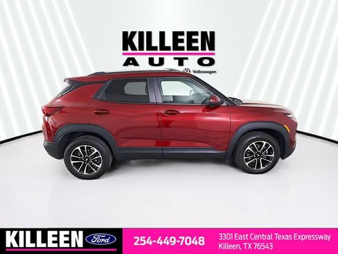 Used 2025 Chevrolet TrailBlazer LT AWD/4WD image 10
