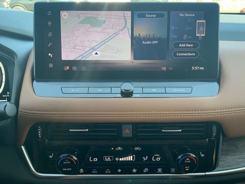 New 2026 Nissan Rogue Platinum image 13