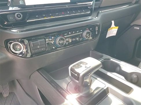 Certified 2024 Chevrolet Silverado 1500 ZR2 image 19