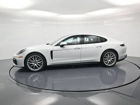 Certified 2023 Porsche Panamera 4 AWD/4WD image 2