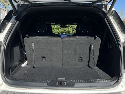 Used 2022 Ford Explorer ST-Line w/ Class IV Trailer Tow Package image 31