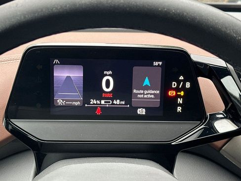 Used 2023 Volkswagen ID.4 2WD image 24