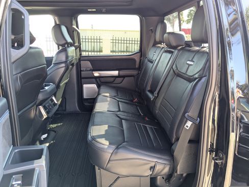 Used 2025 Ford F450 Platinum w/ FX4 Off-Road Package image 20