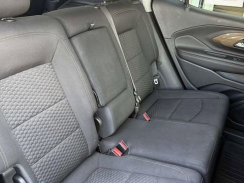 Used 2019 GMC Terrain SLE w/ Driver Convenience Package FWD image 24