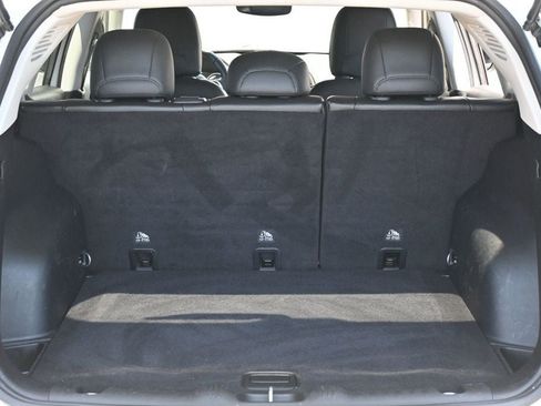 Used 2019 Jeep Compass Latitude FWD image 21