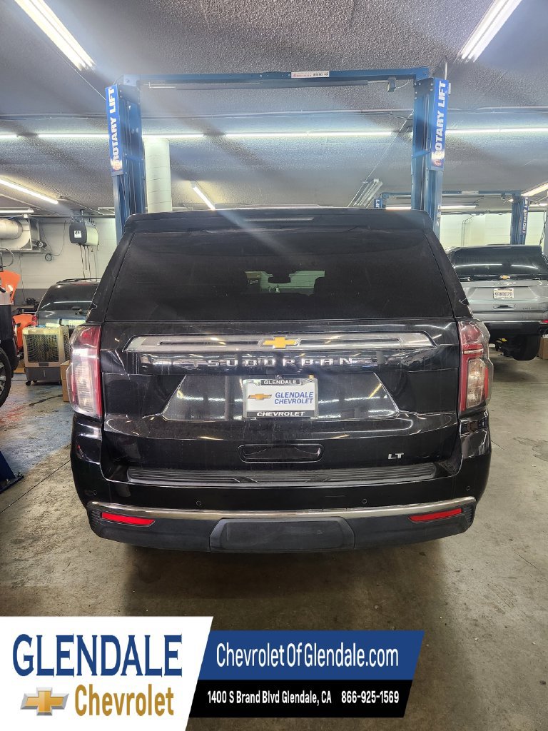 Used 2024 Chevrolet Suburban LT AWD/4WD image 5