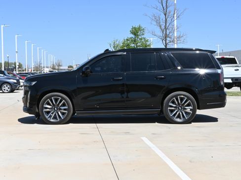 Used 2021 Cadillac Escalade Sport w/ Driver Assist Tech Package image 6