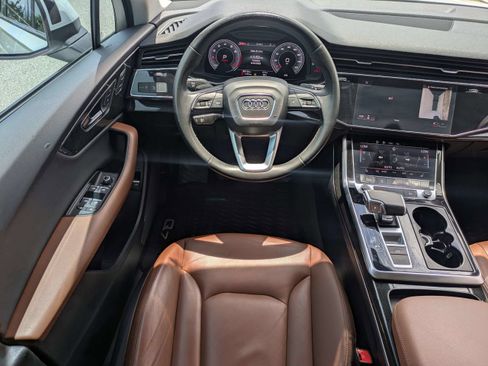 Used 2022 Audi Q7 2.0T Premium w/ Convenience Package AWD/4WD image 34