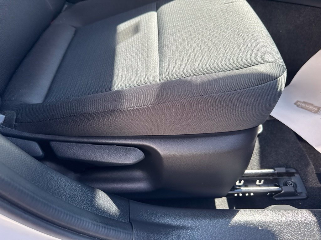 Certified 2023 Toyota Prius LE FWD image 38