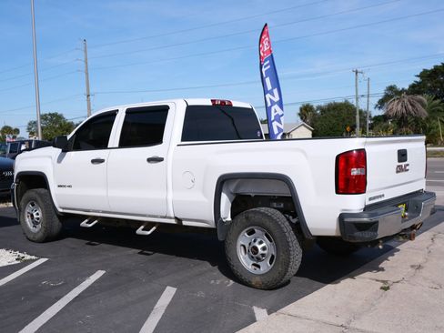 Used 2016 GMC Sierra 2500 2WD Crew Cab image 3