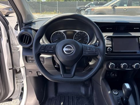 Used 2023 Nissan Kicks S w/ Interior Electronics Package FWD image 16