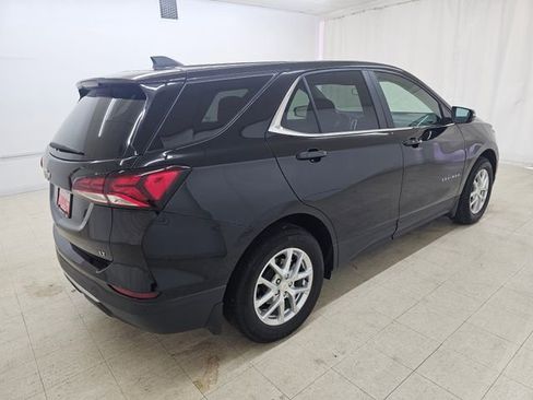 Used 2024 Chevrolet Equinox LT FWD image 16