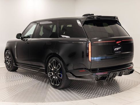 Used 2025 Land Rover Range Rover Long Wheelbase Autobiography AWD/4WD image 2