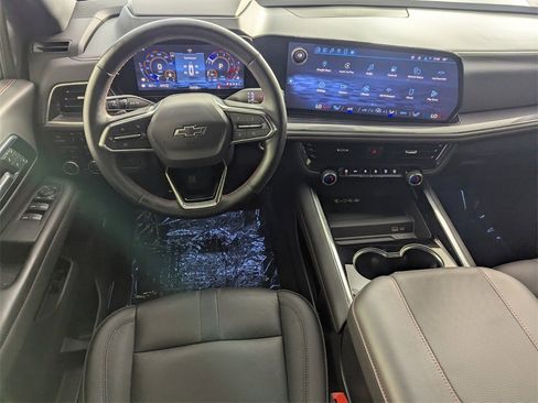 Used 2025 Chevrolet Tahoe RST w/ RST Performance Edition image 13