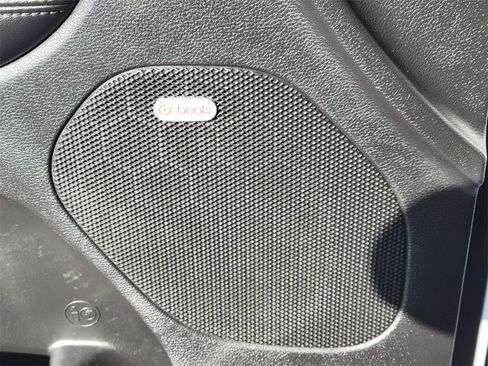 Used 2018 Dodge Durango GT w/ Technology Group image 16