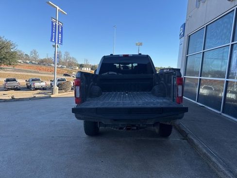 Used 2022 Ford F250 Lariat w/ Tremor Off-Road Package image 7