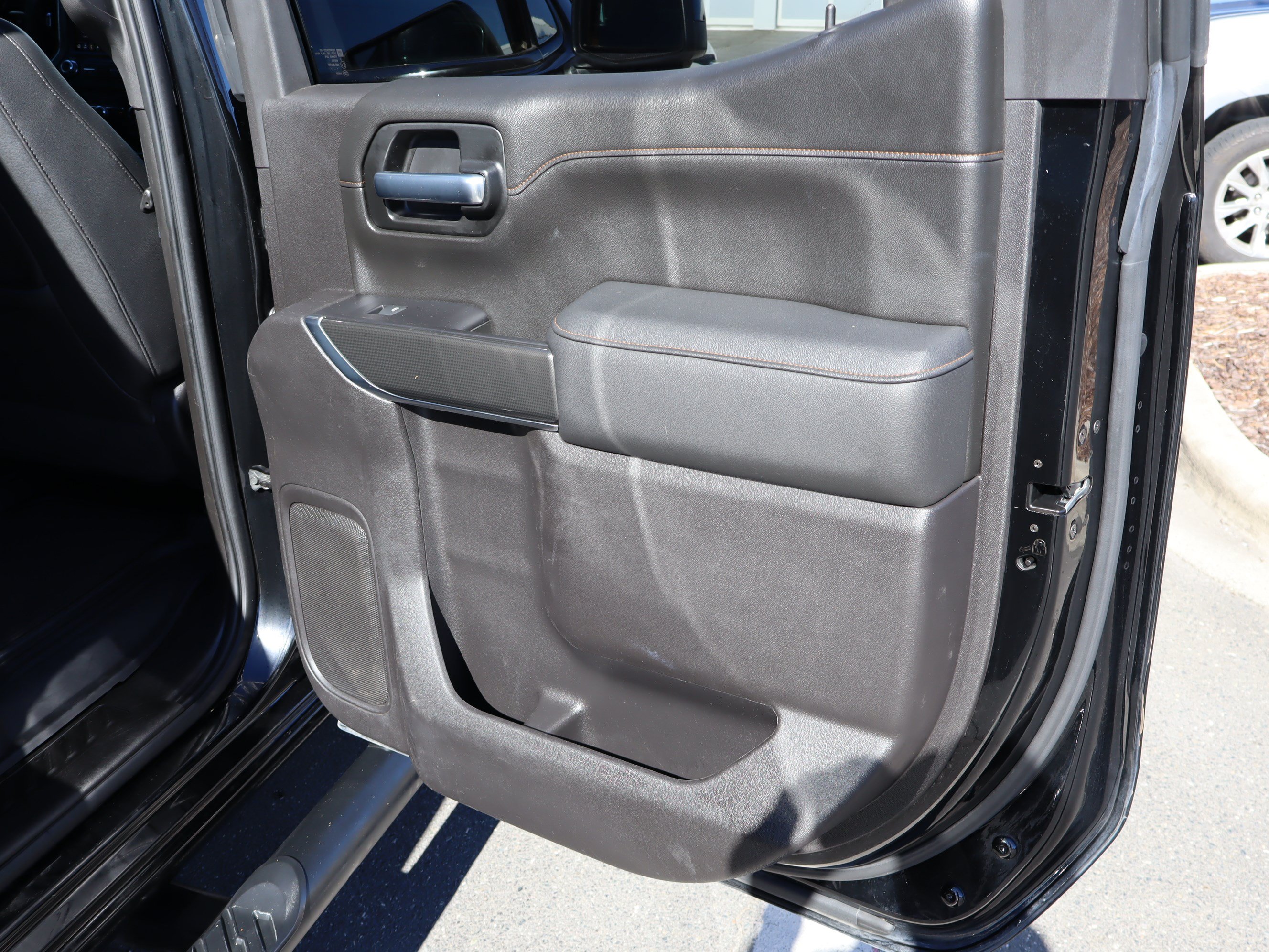 Used 2021 GMC Sierra 1500 AT4 w/ AT4 Preferred Package AWD/4WD image 35
