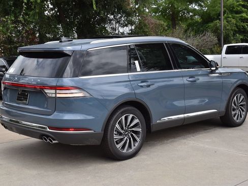 New 2026 Lincoln Aviator 2WD image 6