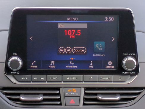 New 2025 Nissan Altima 2.5 S image 18