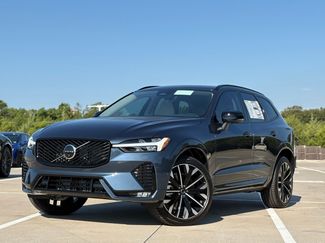 New 2026 Volvo XC60 B5 Ultra w/ Protection Package Premier video 2