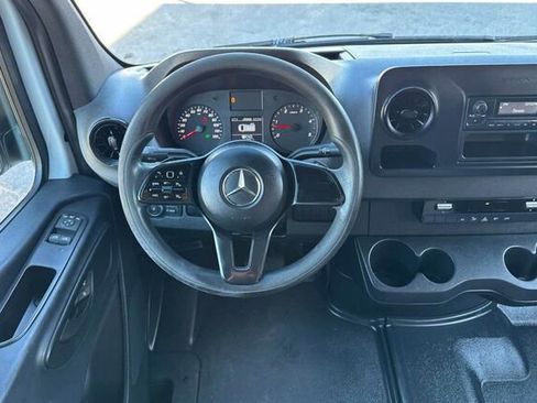 Used 2019 Mercedes-Benz Sprinter 144 image 14
