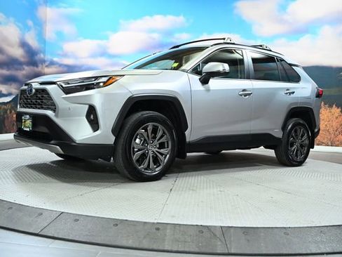 Used 2024 Toyota RAV4 Limited AWD/4WD image 4