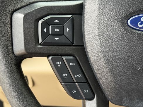 Used 2021 Ford F250 XLT w/ XLT Value Package AWD/4WD image 17