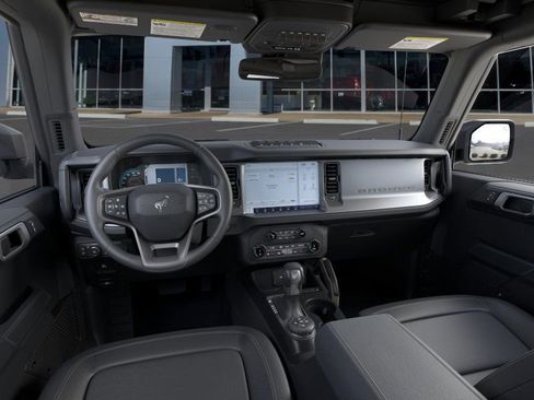 Used 2025 Ford Bronco Badlands image 19