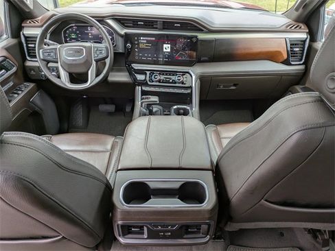 Used 2024 GMC Sierra 1500 Denali w/ Denali Reserve Package image 17