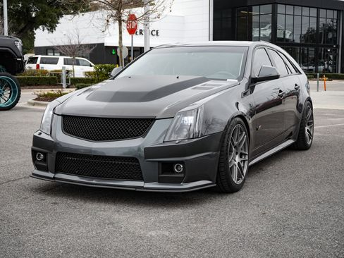 Used 2011 Cadillac CTS V image 5