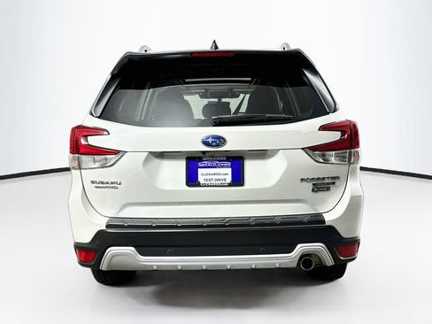 Used 2024 Subaru Forester Touring w/ POP Package 3 AWD/4WD image 15