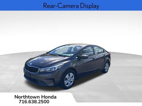 Used 2017 Kia Forte LX w/ LX Popular Package FWD image 9