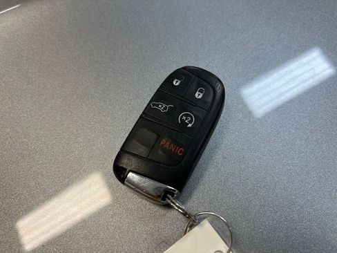 Used 2019 Jeep Compass Latitude w/ Popular Equipment Group image 32